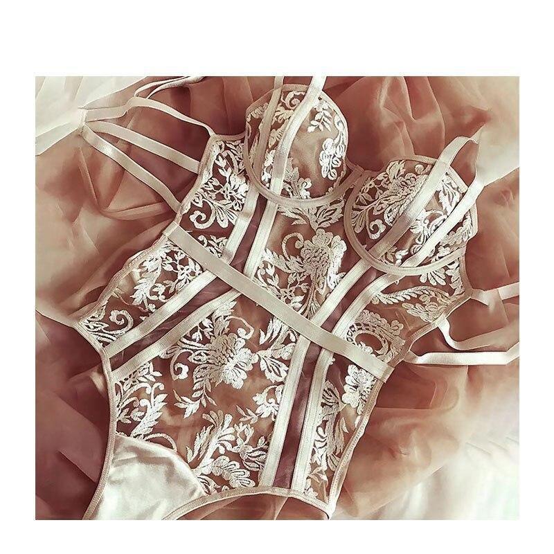 Lingerie  Super Luxo Madame - Lingerie Macacão em Renda
