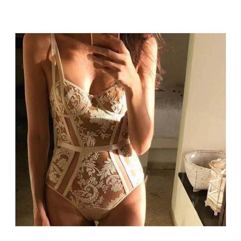 Lingerie  Super Luxo Madame - Lingerie Macacão em Renda